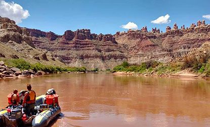 Floating on the Colorado Rvier